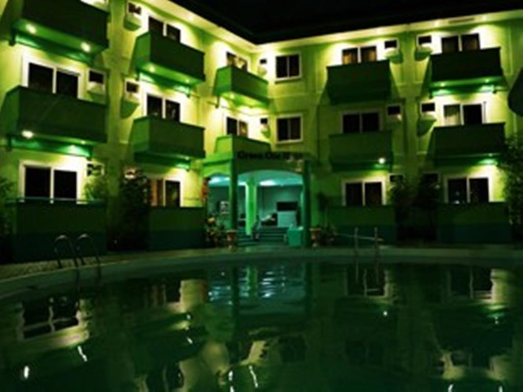 Green One Hotel Lapu-Lapu City Exterior photo