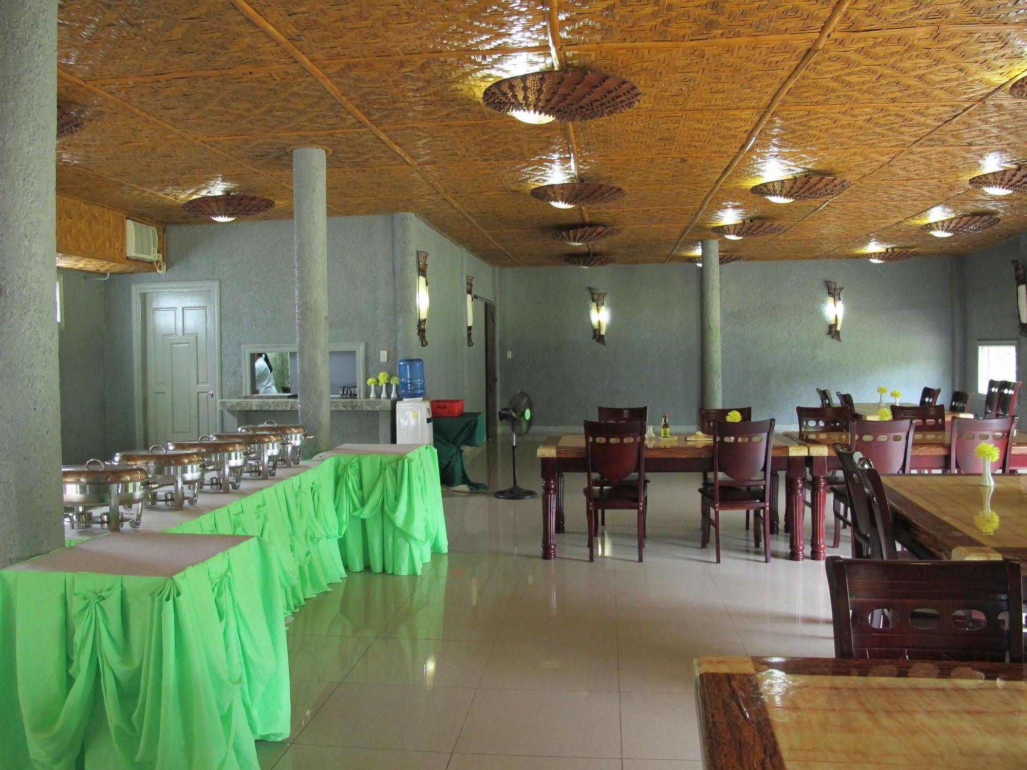 Green One Hotel Lapu-Lapu City Exterior photo