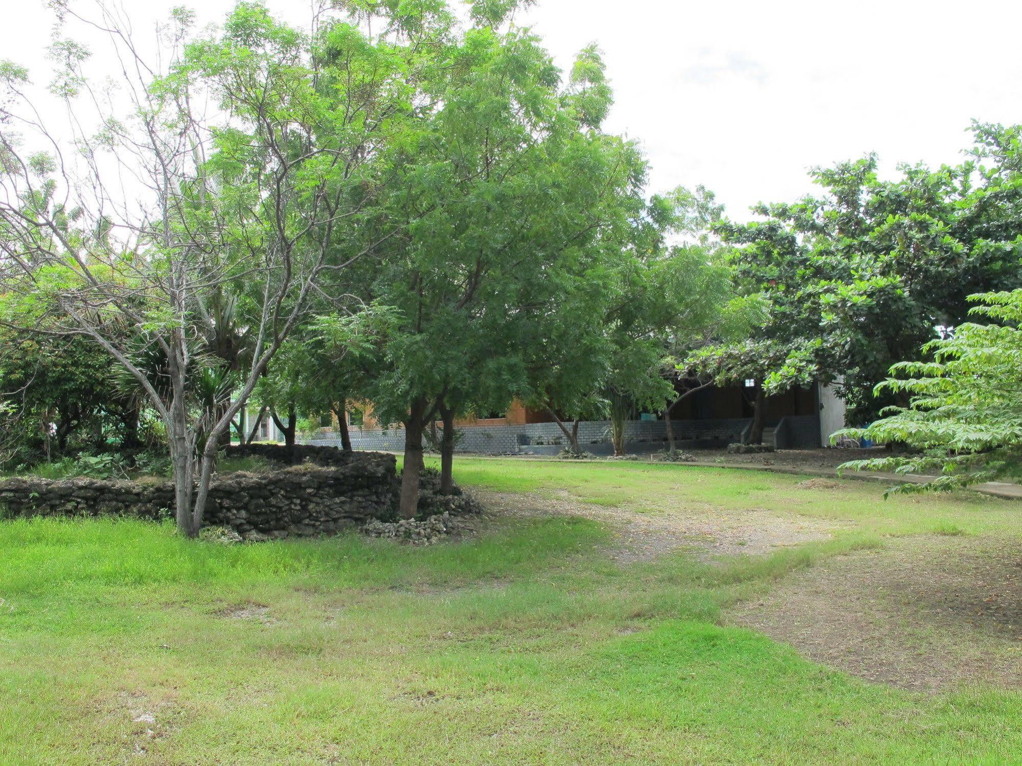 Green One Hotel Lapu-Lapu City Exterior photo